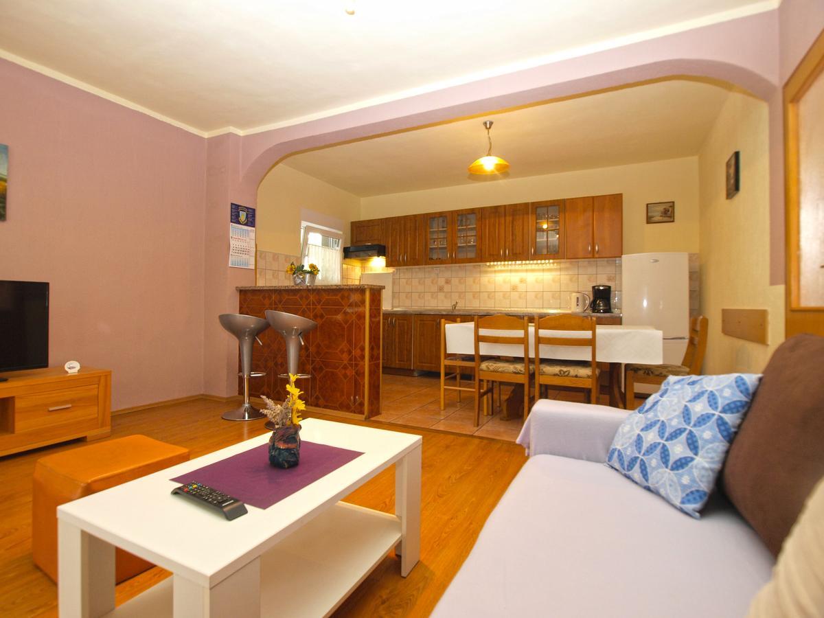 Apartment Josip 1649 Fažana Exteriör bild