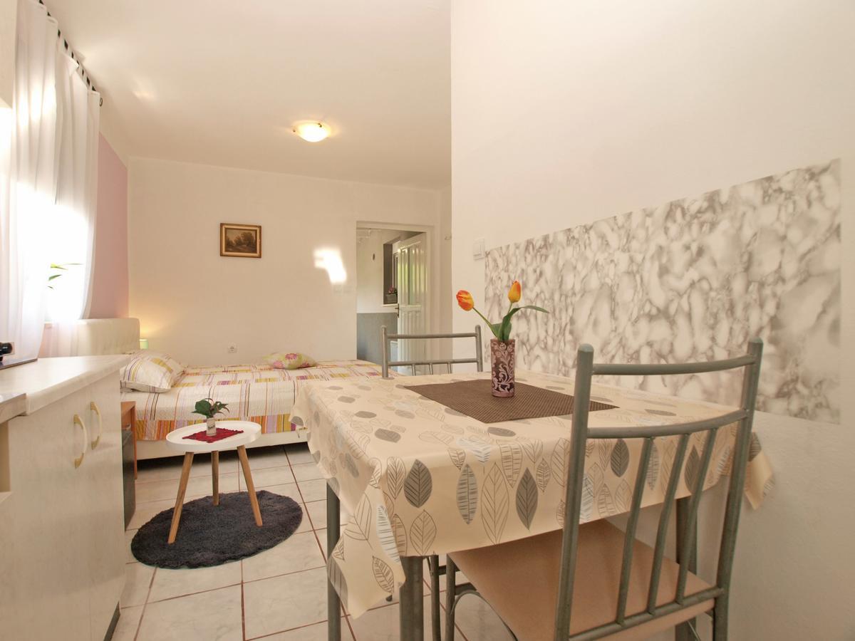 Apartment Josip 1649 Fažana Exteriör bild